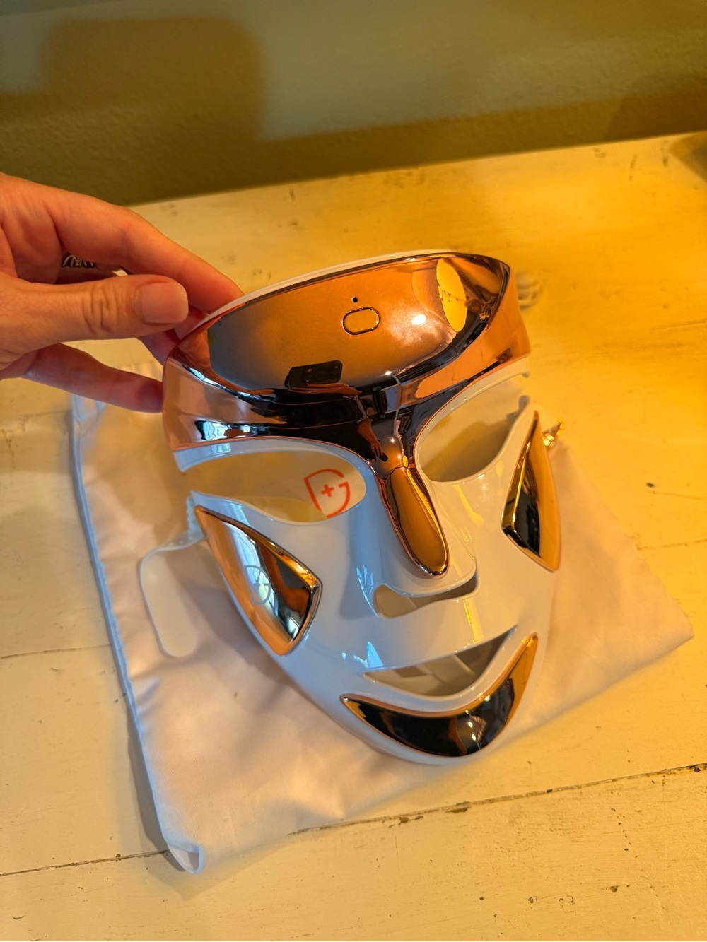 Dr. Dennis Gross DRx SpectraLite FaceWare Pro LED Mask